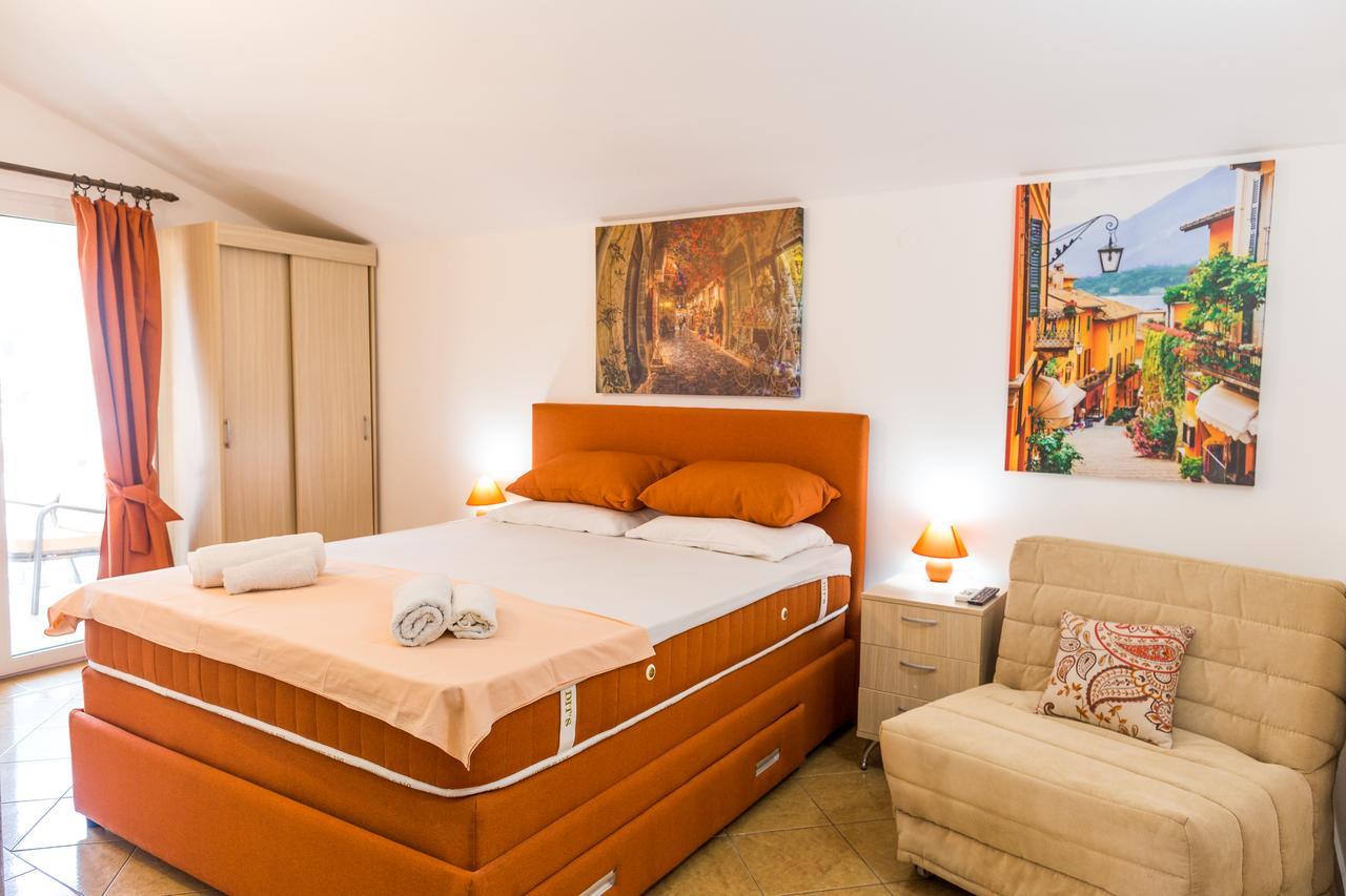 Apartments & Studios Tomanovic Budva Buitenkant foto